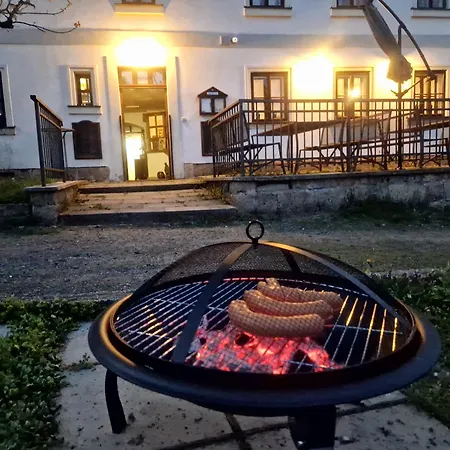 Apartment A Restaurant Sportturia