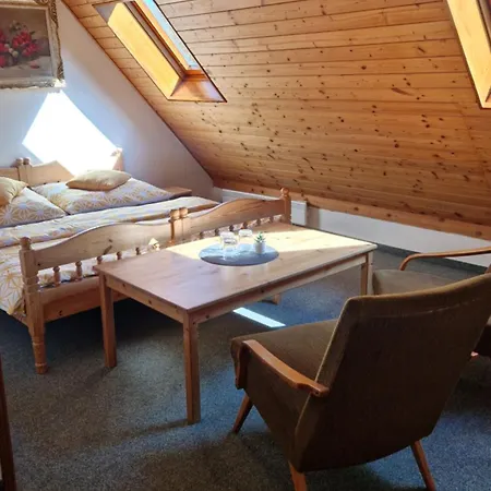 Apartamento A Restaurant Sportturia